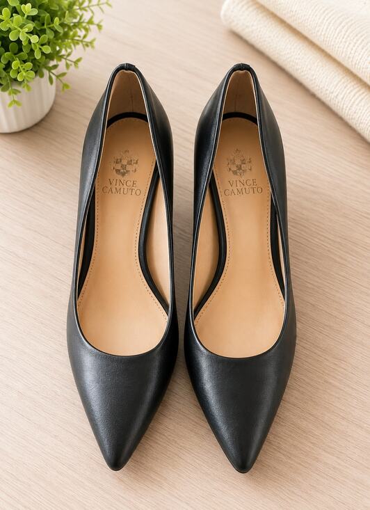 vincent camuto Shoes - Vince Camuto Black High Heels Size 7.5 Staple Stilettos Pointed Toe Pumps 90s